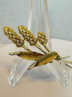 Vintage Gold Wheat Branch Brooch